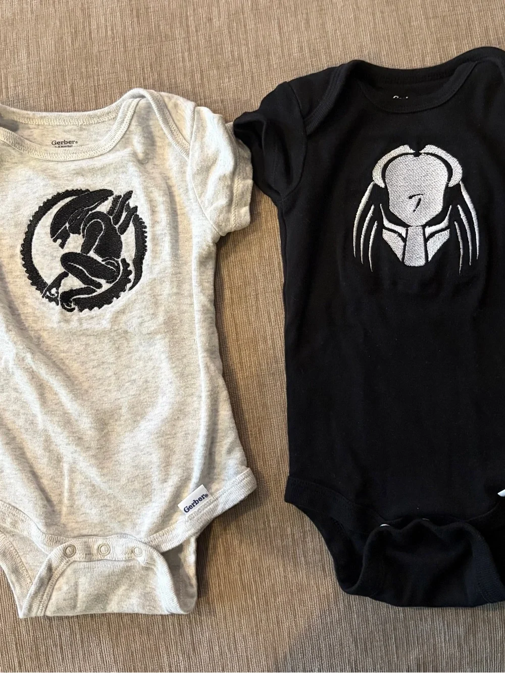 Gerber One-Piece Bodysuits - Gray & Black Alien Predator Logo
